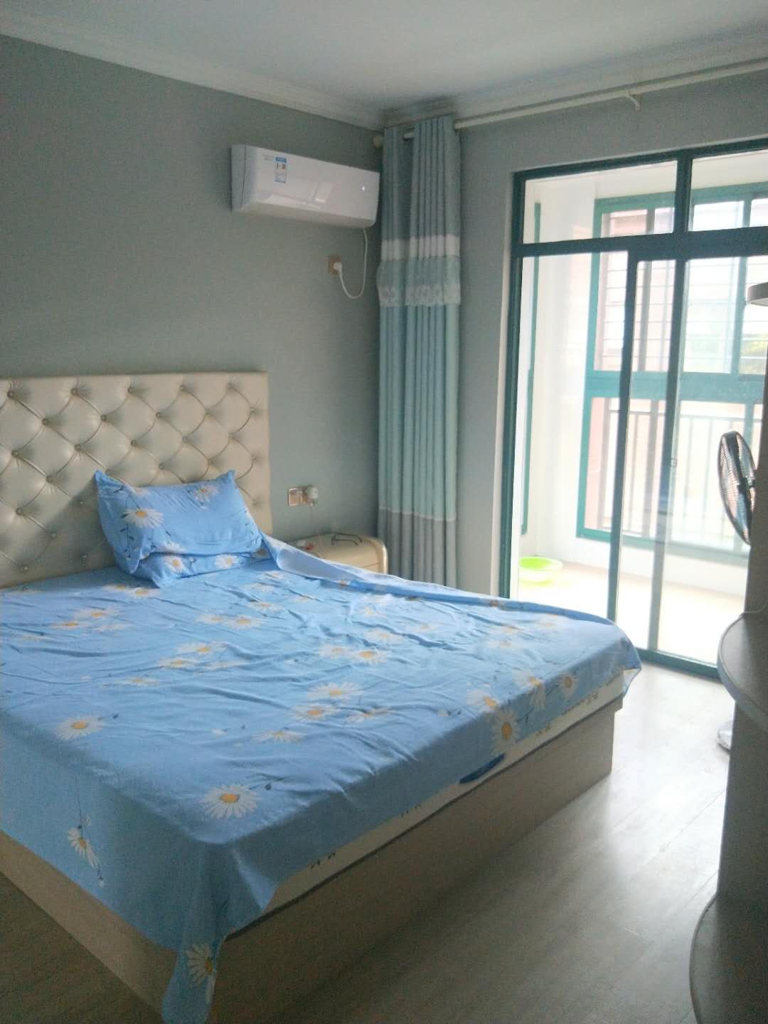 好消息全新品牌装修自住不到两月新城一号大小区哦