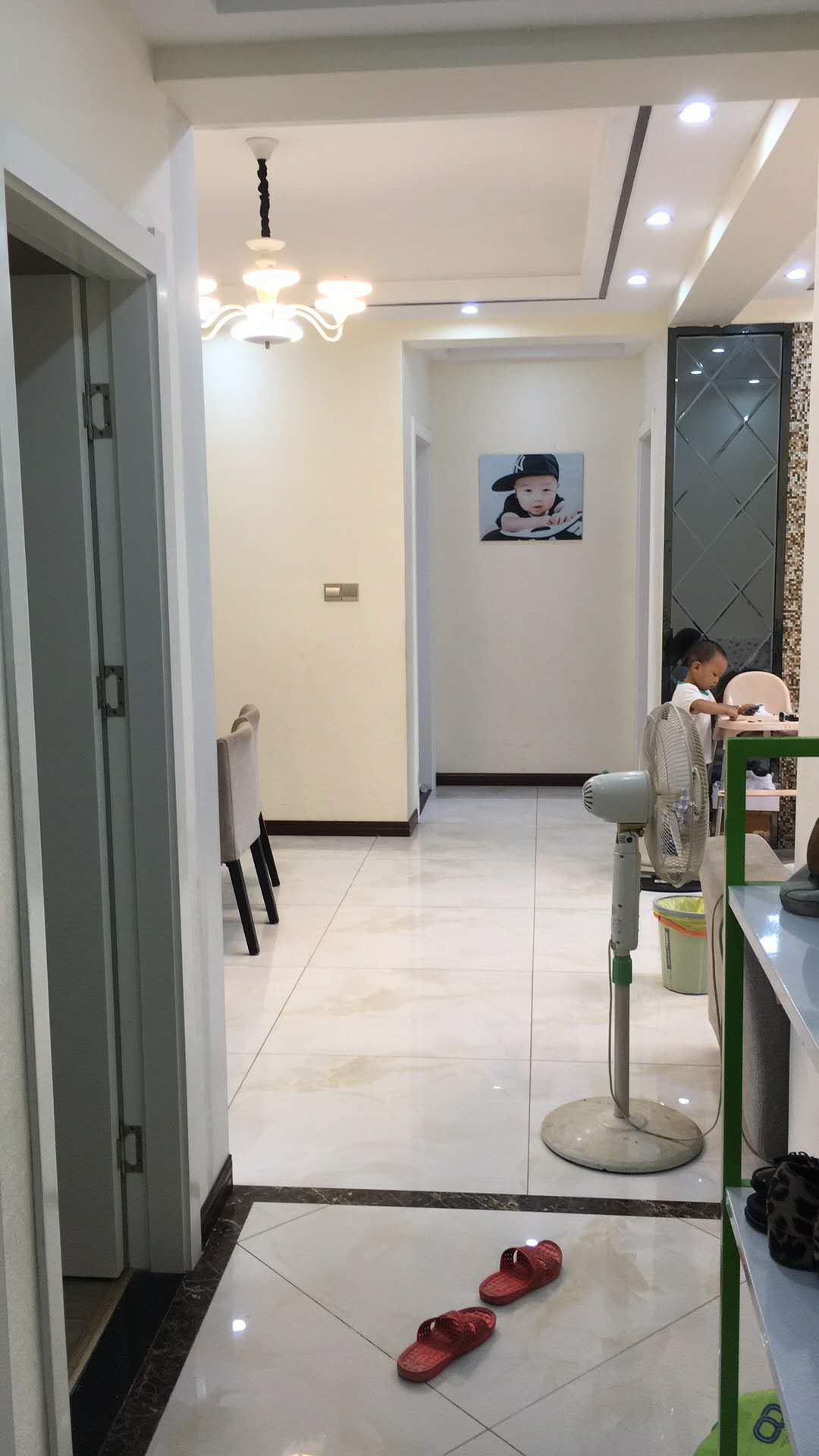 绿地华庭新出精装修三房电梯小高层户型方正采光好