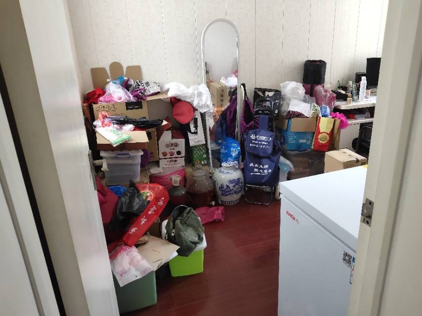 金典老房，低价出售，中介勿扰