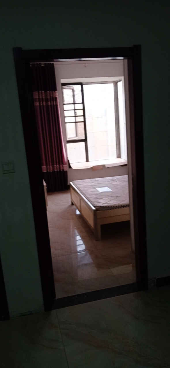 新仙桃 ，上下学方便