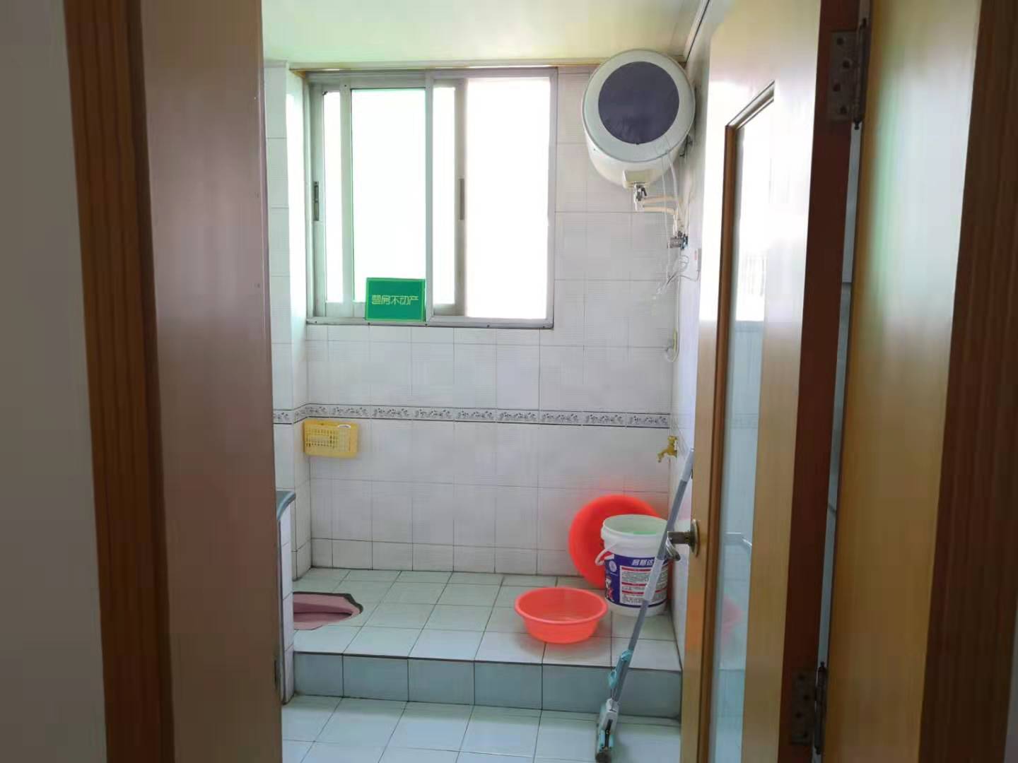 仙桃 德政园精装修南北通透3室2厅诚心出售