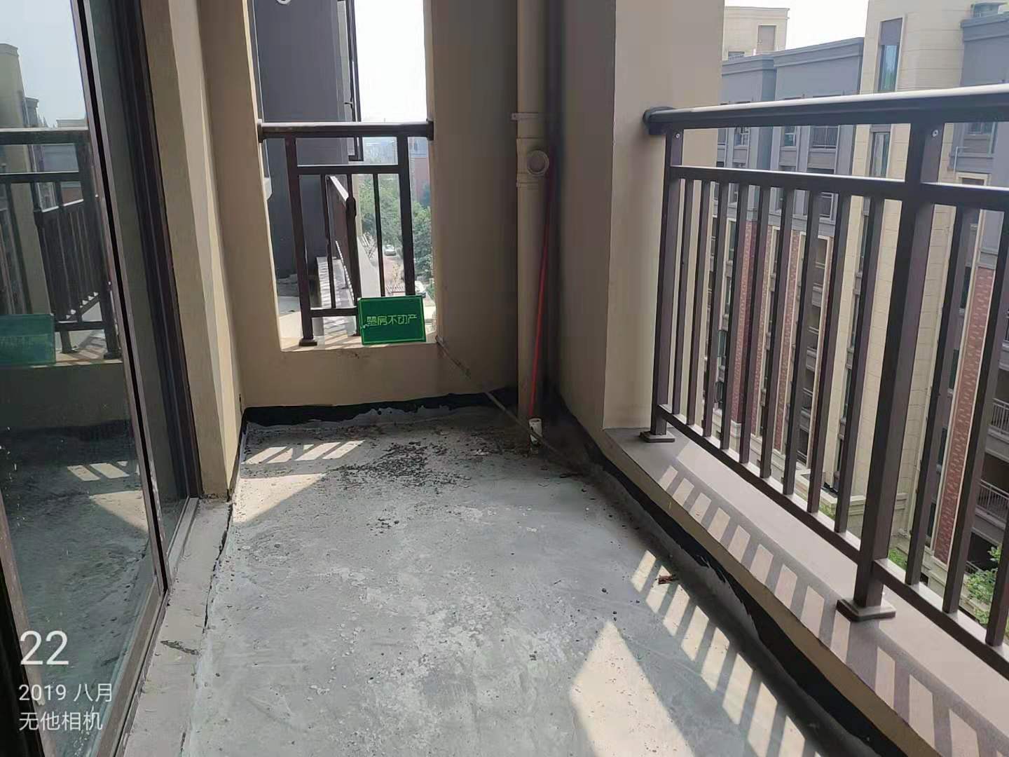 城西绿地华庭香格里拉花园洋房南北通透送大露台诚意出售