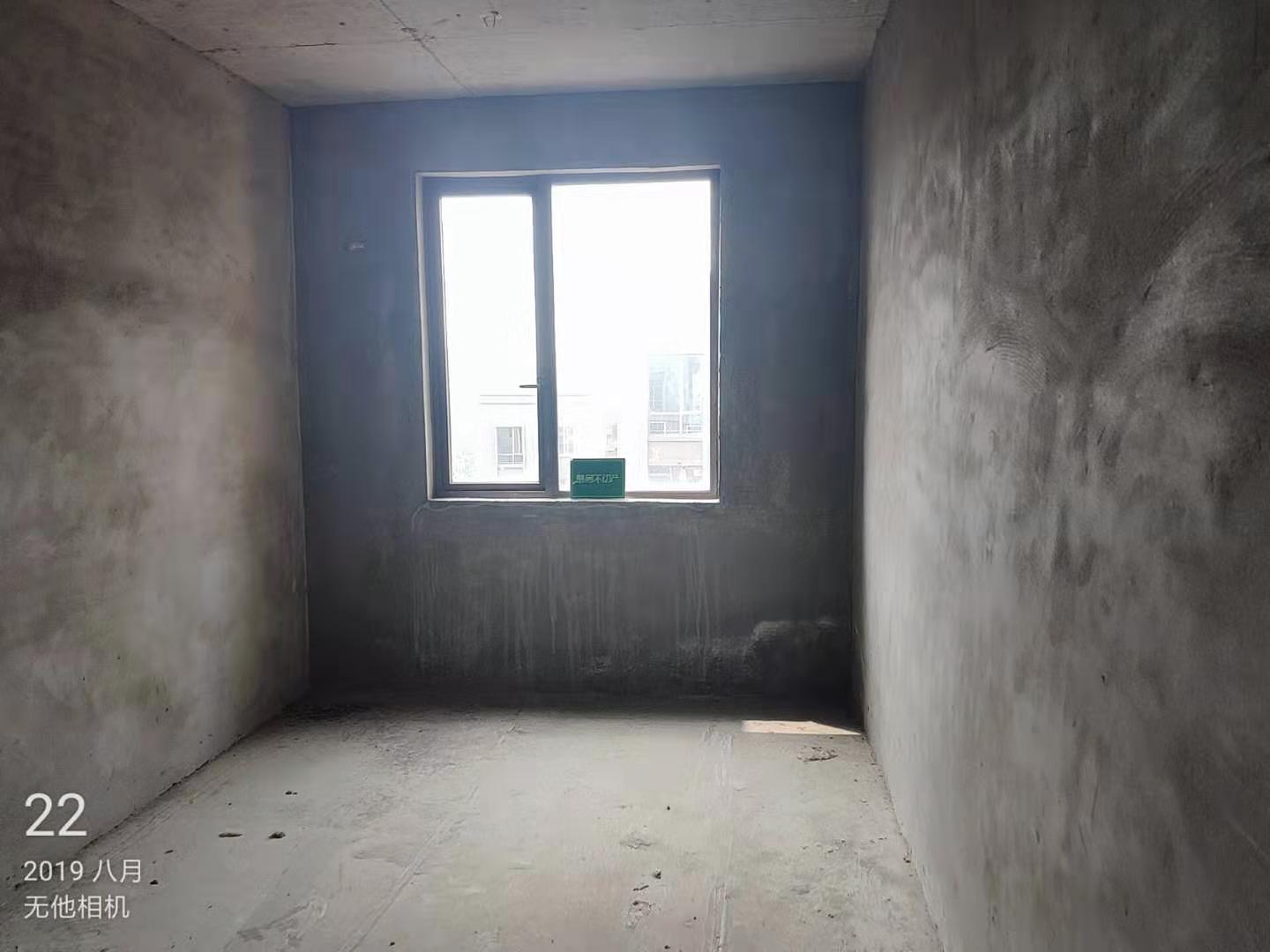 城西绿地华庭香格里拉花园洋房南北通透送大露台诚意出售