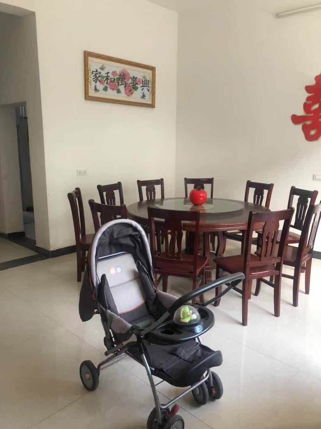 仙桃城区汉江边难得带院 立私房