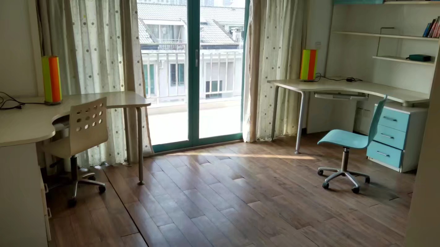 青青家园复式楼送15平阳光房