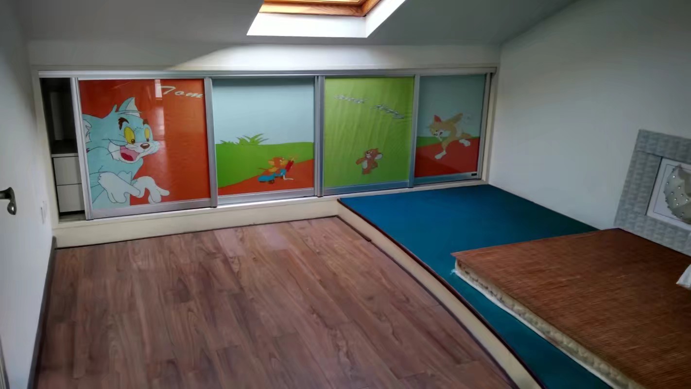 青青家园复式楼送15平阳光房