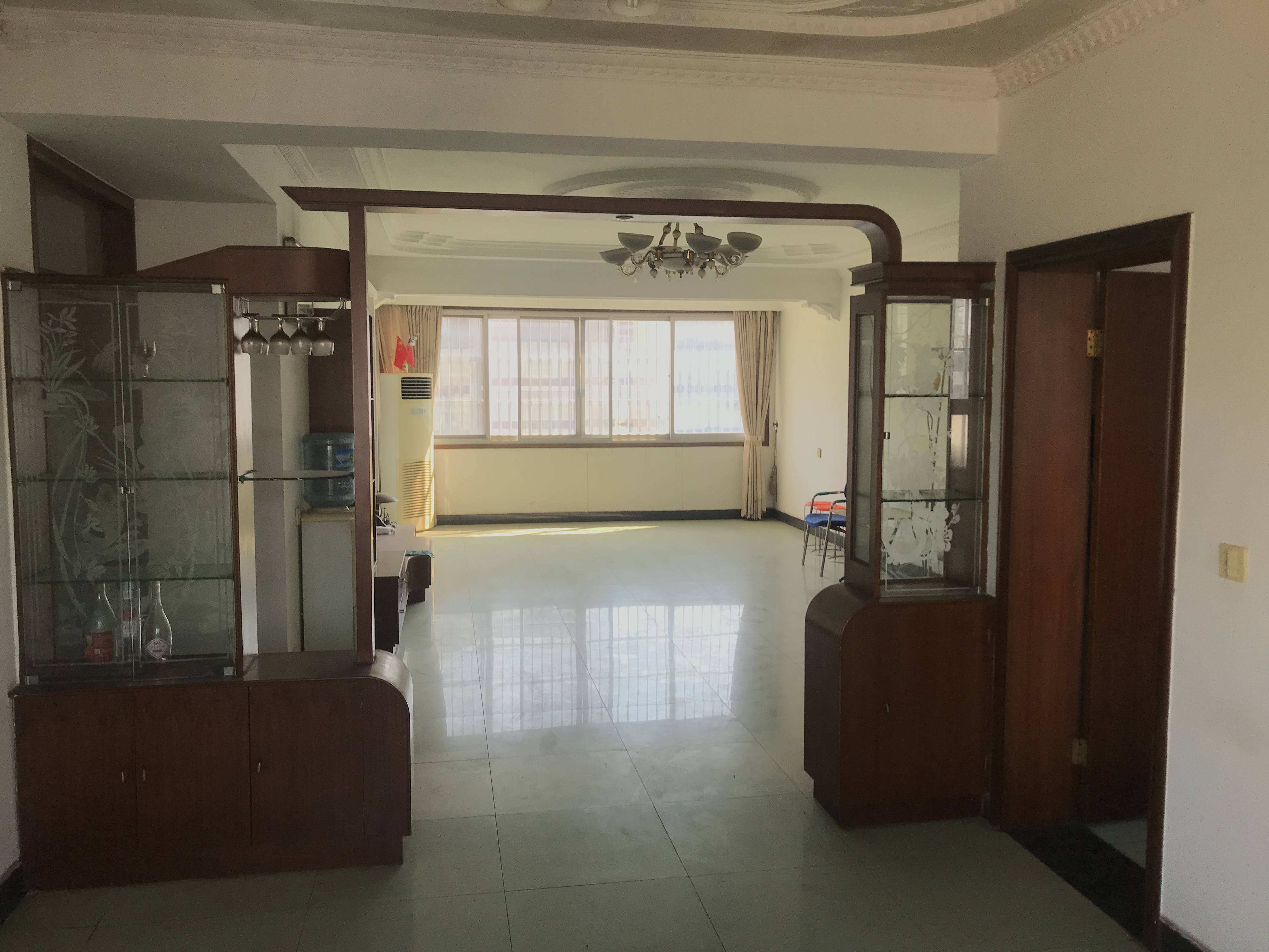 新八中旁，优价，实惠，宜居好房，拎包即住