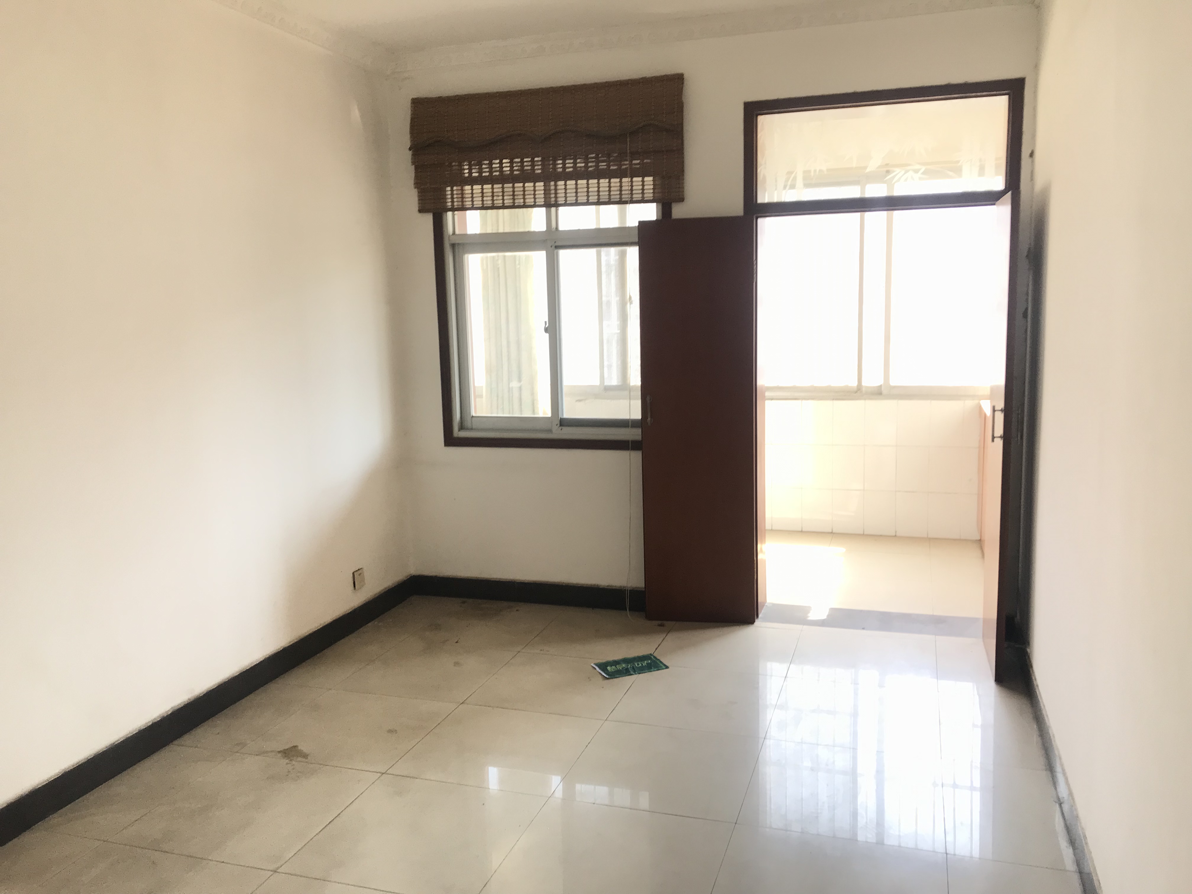 新八中旁，优价，实惠，宜居好房，拎包即住