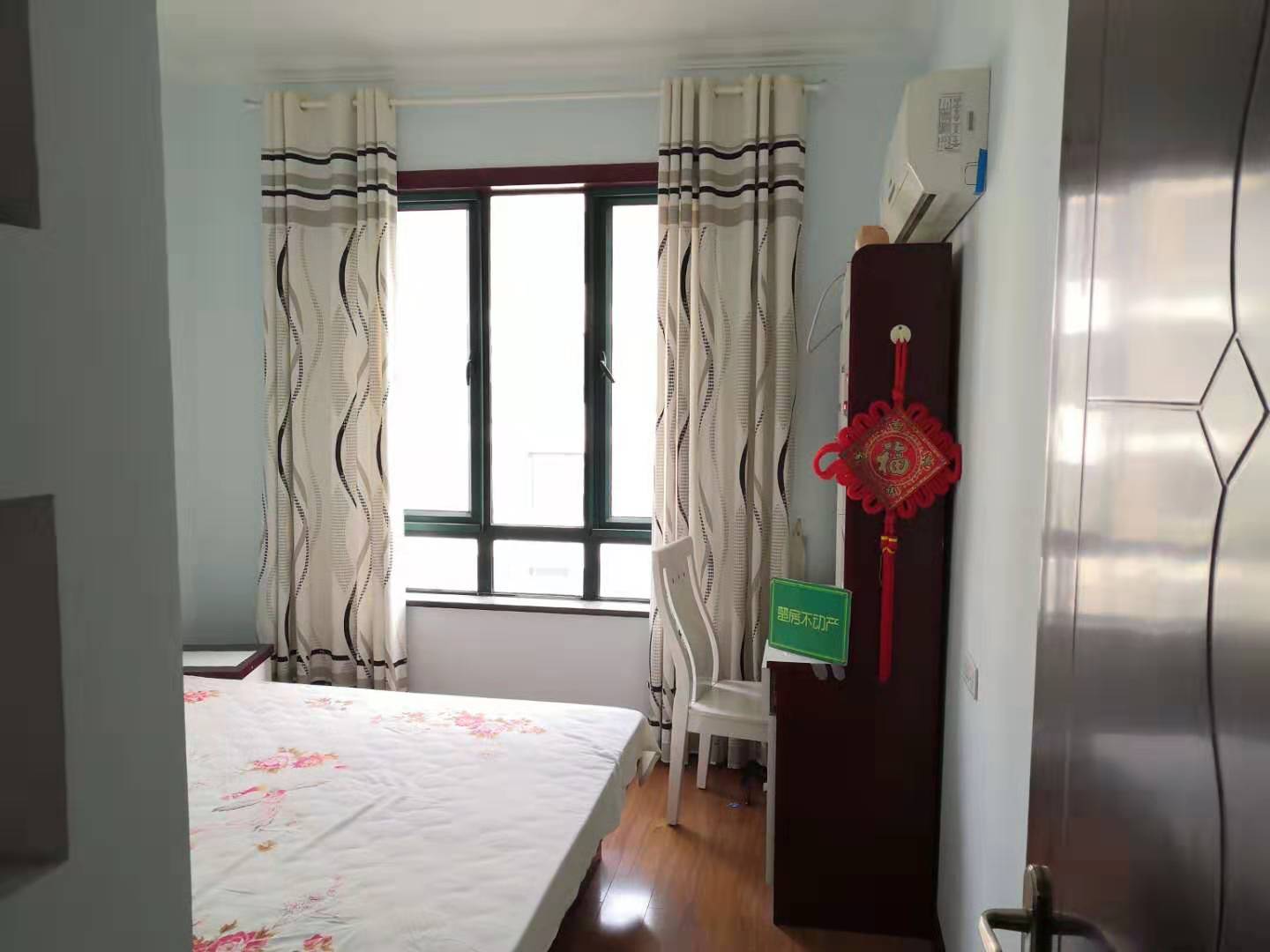 仙桃 德政金园新装修入住时间短南北通透3室2厅诚心出售