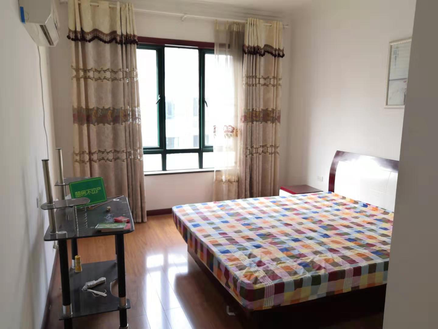 仙桃 德政金园新装修入住时间短南北通透3室2厅诚心出售