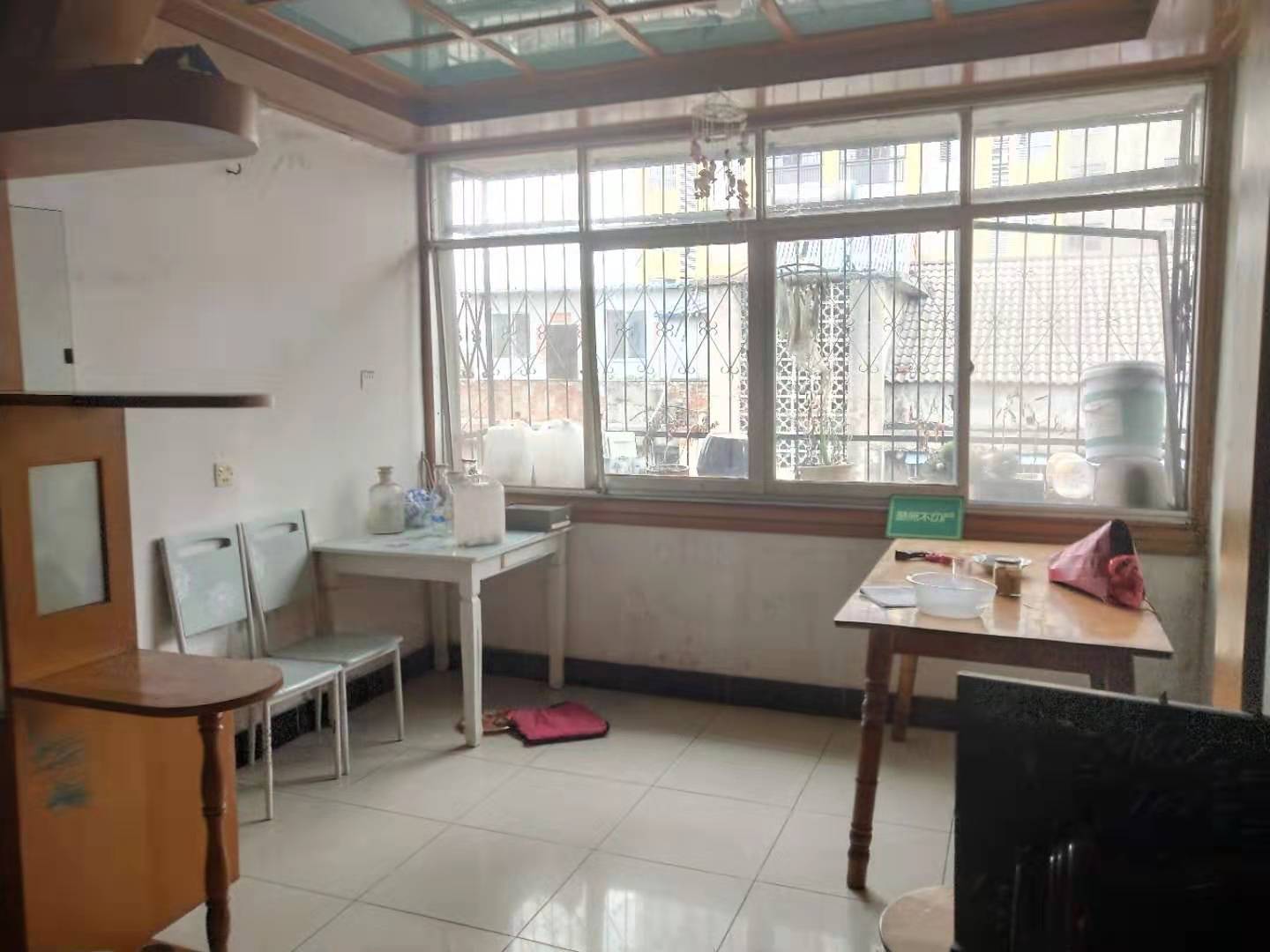 永乐小区周边配套齐全采光很好