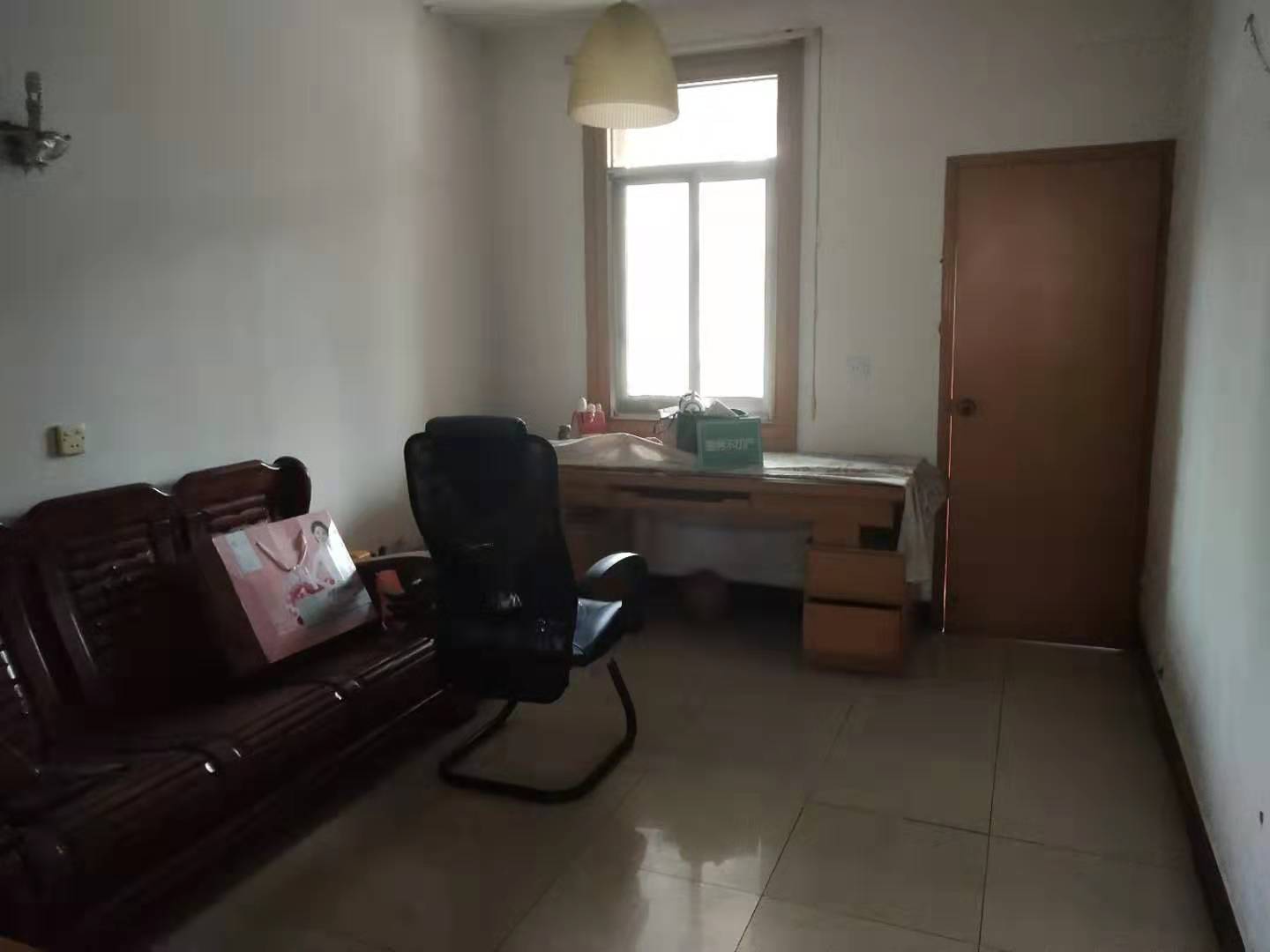 永乐小区周边配套齐全采光很好