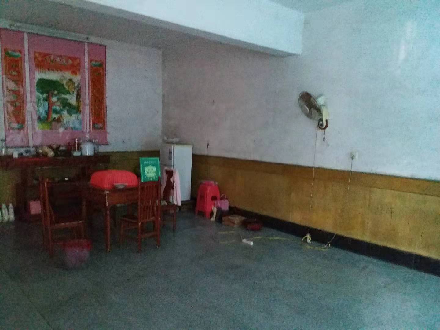 新生小区私房干净清爽拎包入住