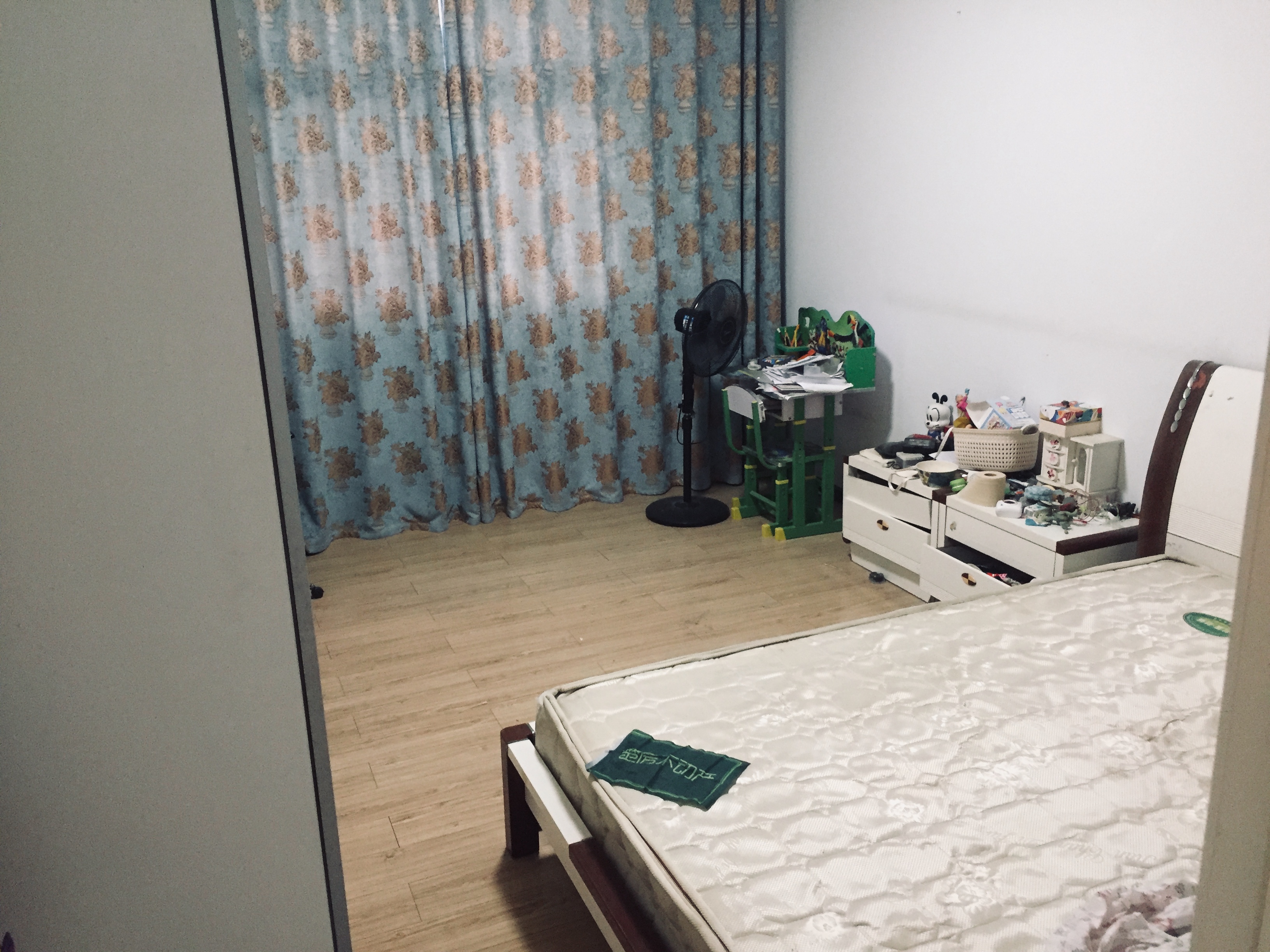 学林雅苑 实验二小旁 仙桃中学 学区房  大洪菜场 步梯楼   拎包入住