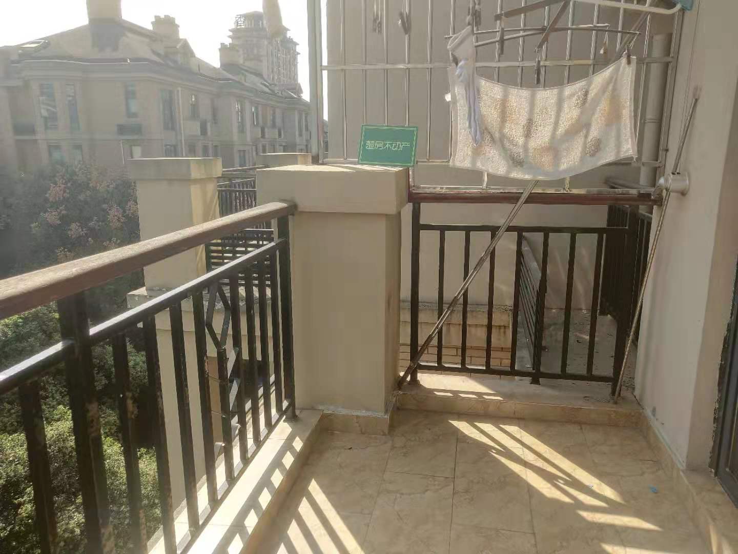 城西仙桃二小绿地华庭精装修南北通透复式楼诚心出售