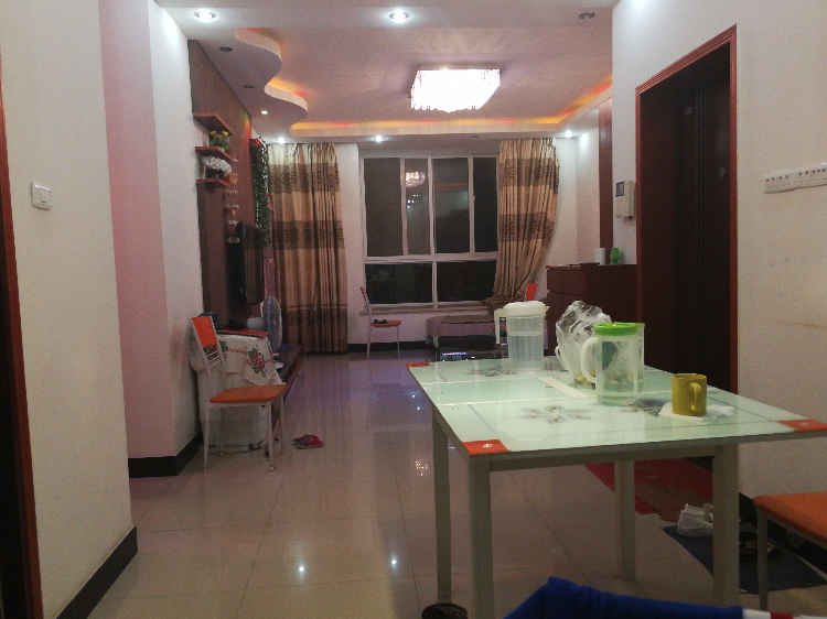 世纪雅园3室2厅2阳台精装修房出售