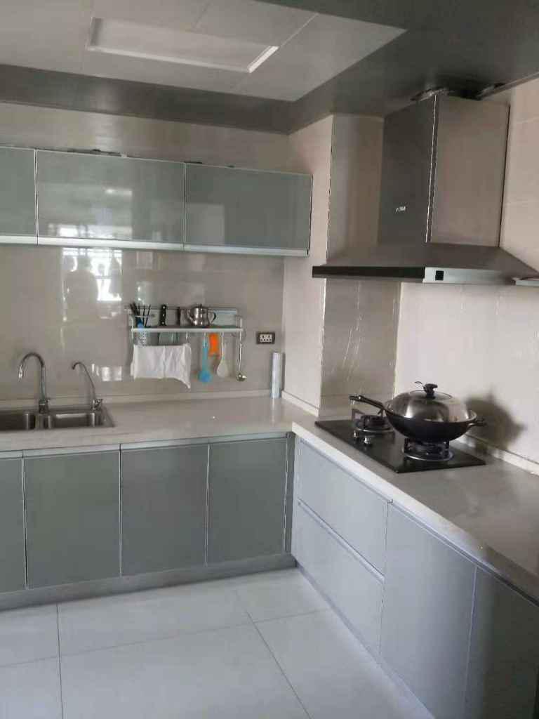 三医院对面，御景名邸精装房优价出