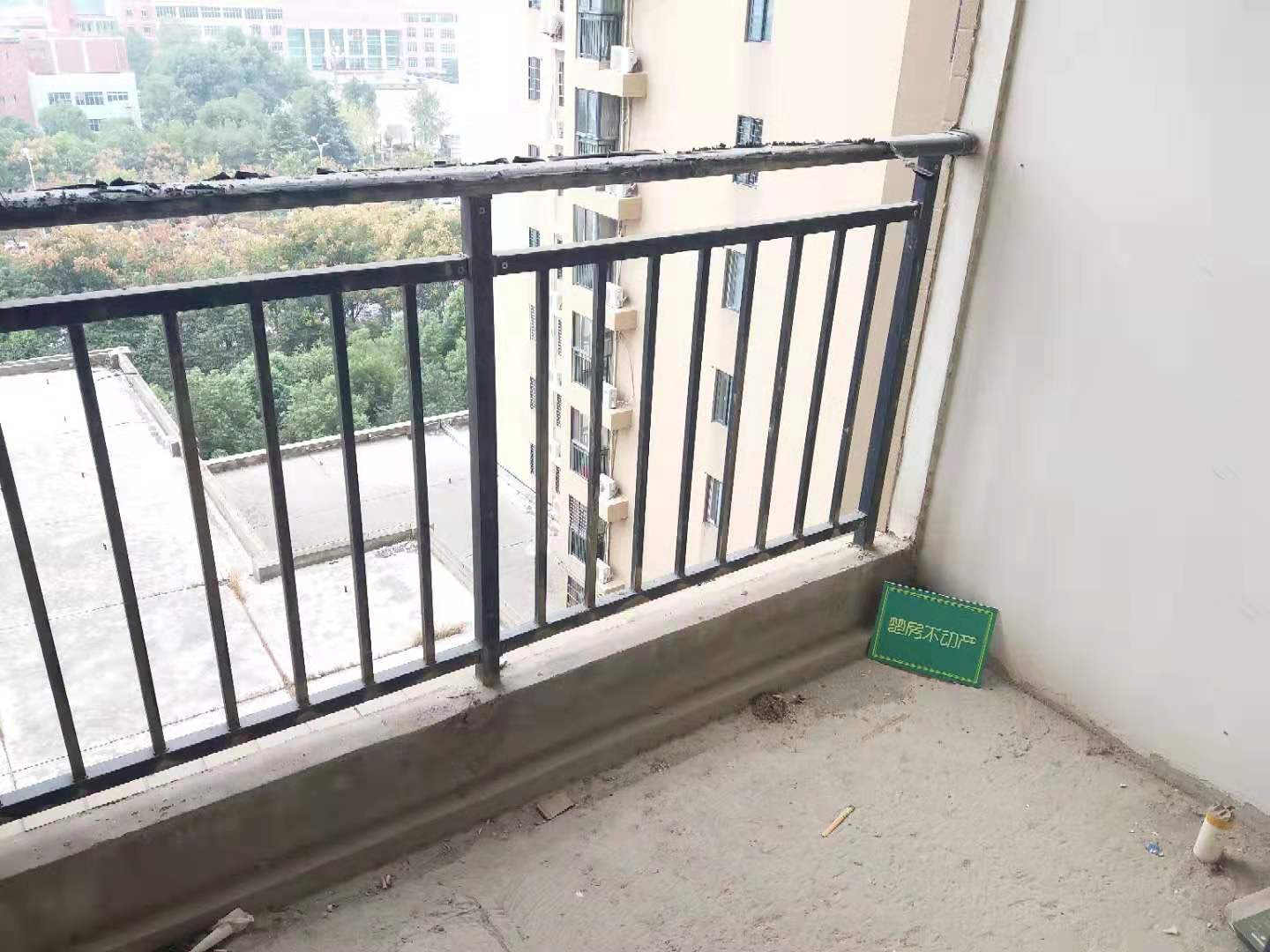 一中正对面翰林公馆毛坯好房