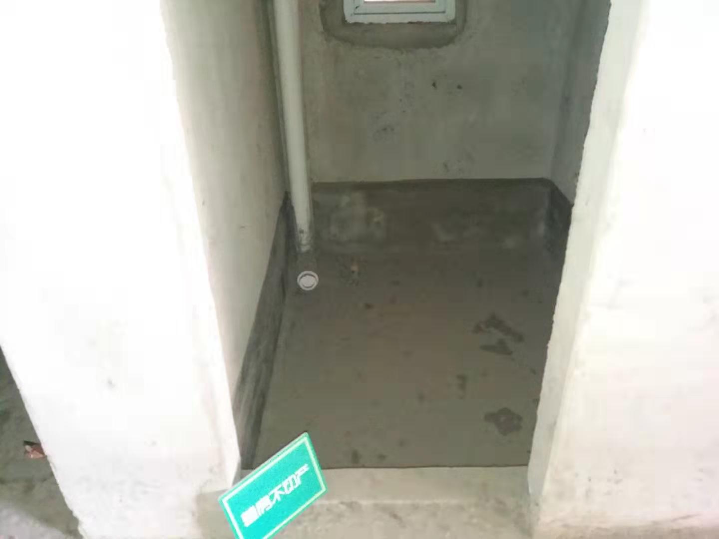 一中正对面翰林公馆毛坯好房