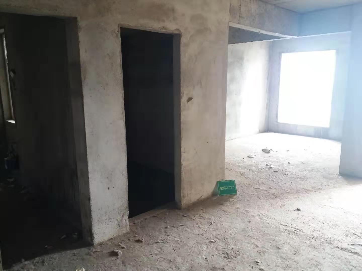 一中正对面翰林公馆毛坯好房