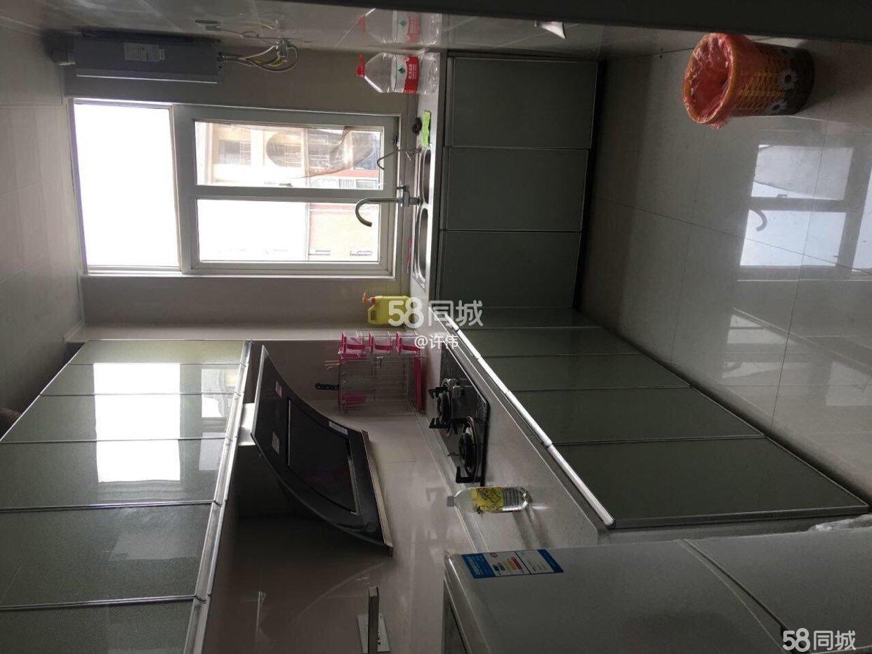 明珠新城精装修85平，满五，只有一套房，46.5万，电梯学区房，拎包入住