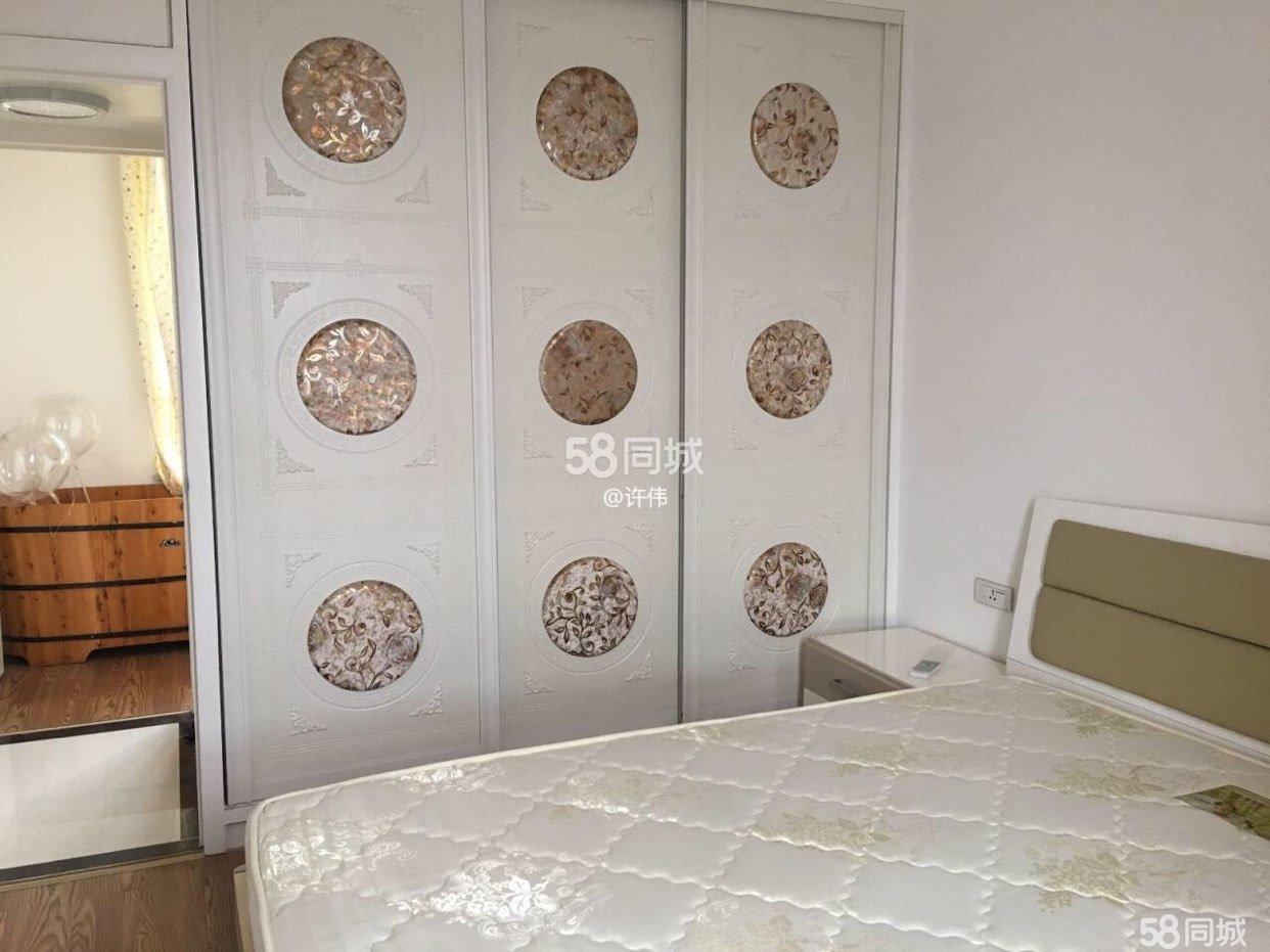 明珠新城精装修85平，满五，只有一套房，46.5万，电梯 房，拎包入住