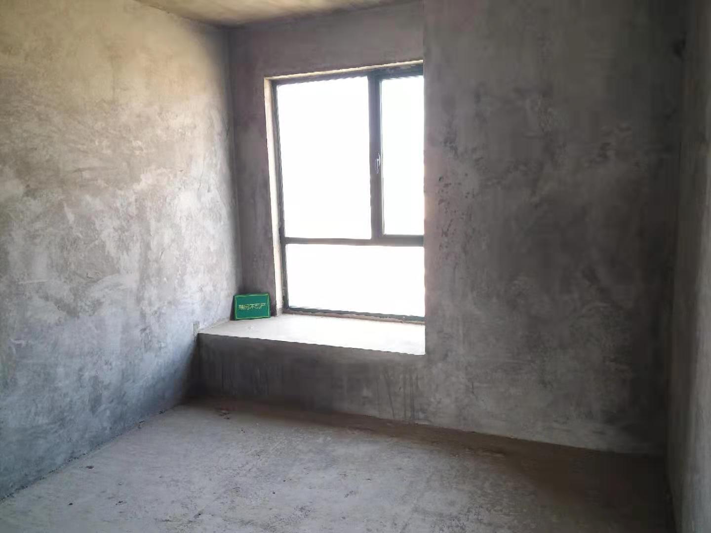 新城一号绝好湖景房毛坯3房诚心出售