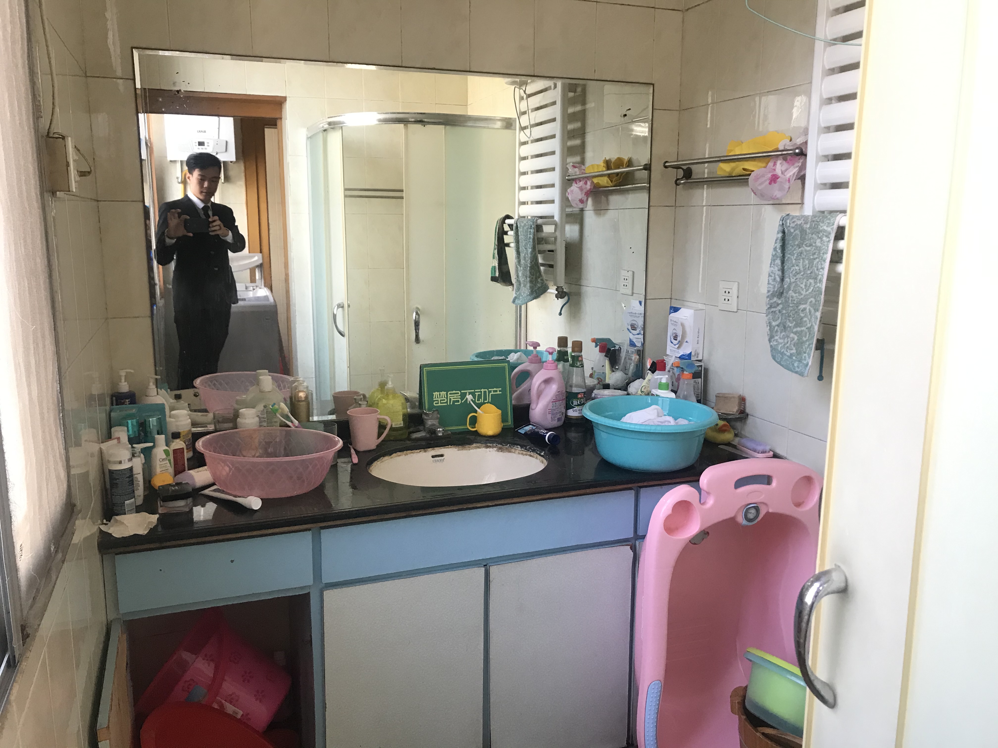 大新路房人民商场宿舍南北通透采光好周边各商场出行方便