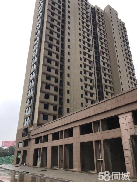 元泰未来城商铺，层高7.1米，可隔两层，周边电影城，超市，娱乐场所， 