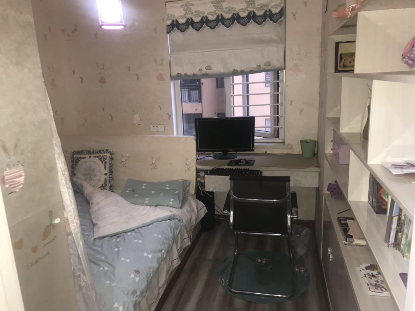 二中旁边 森林国际城精装 采光好 业主诚意出售