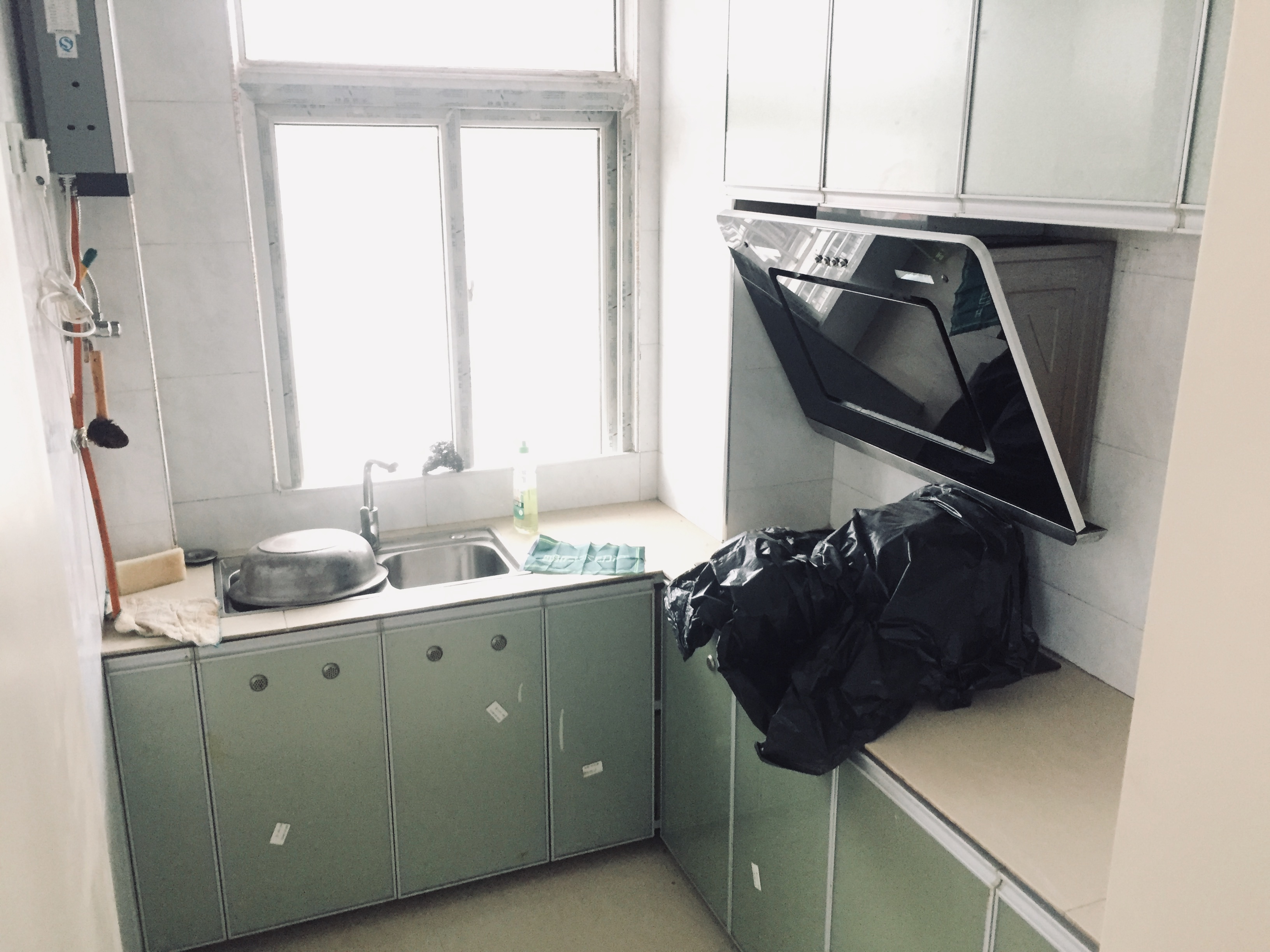 世北春步梯两房位置好娃要读书的好选着