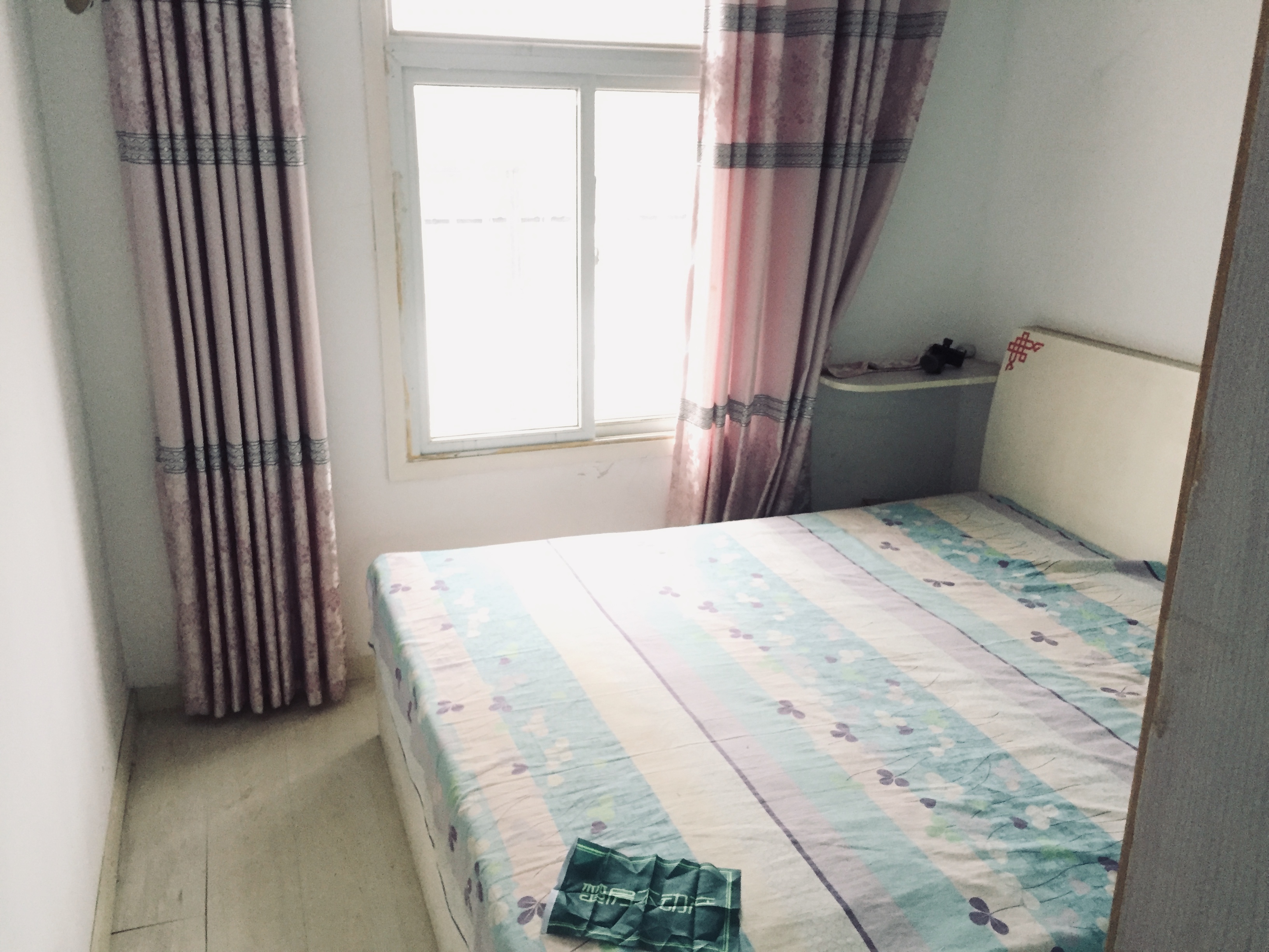 世北春步梯两房位置好娃要读书的好选着