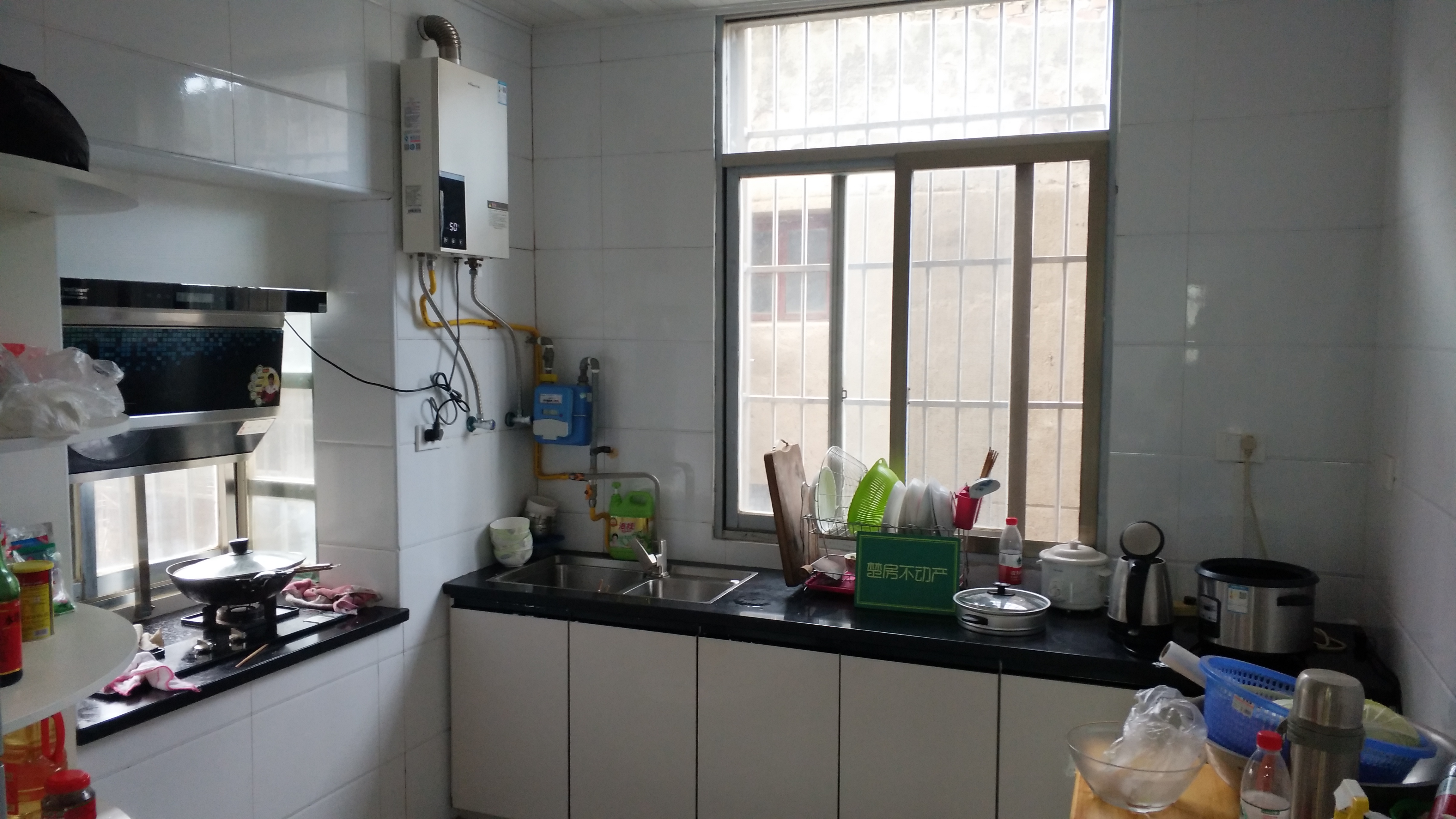 金源小区精装三房南北通透看房方便诚心卖