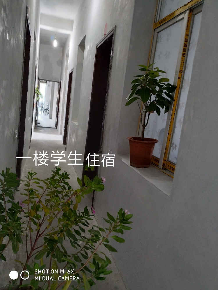 沔城高中大门正对面学区房出售