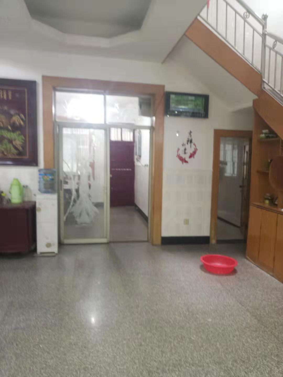 青青家园附近315平私房挥泪出售