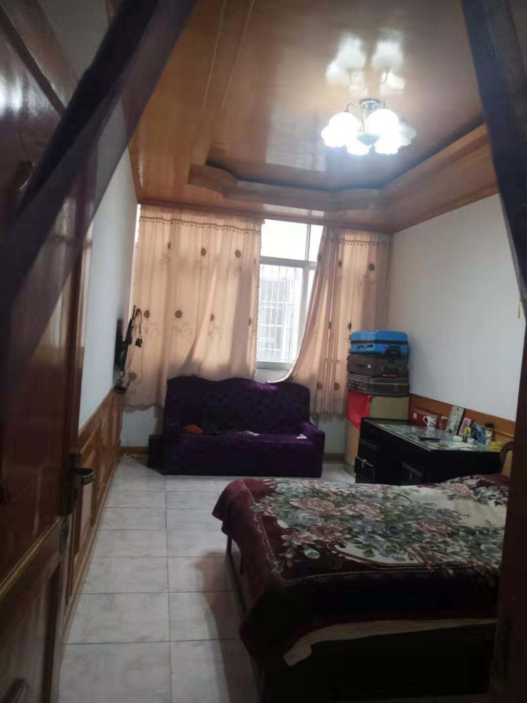 青青家园附近315平私房挥泪出售