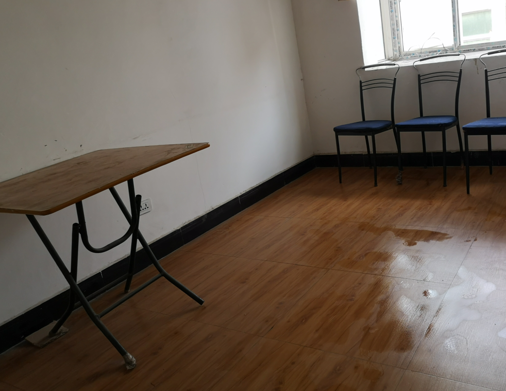 西桥康湾一品旁沔中北菜场路西桥一室一厅 厨卫热水器空调