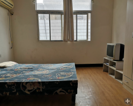 西桥康湾一品旁沔中北菜场路西桥一室一厅 厨卫热水器空调