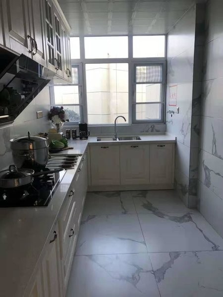 城南大盘 御湖世家 南北通透大三房 单价5字头 楼层任选 找我看房有优惠 