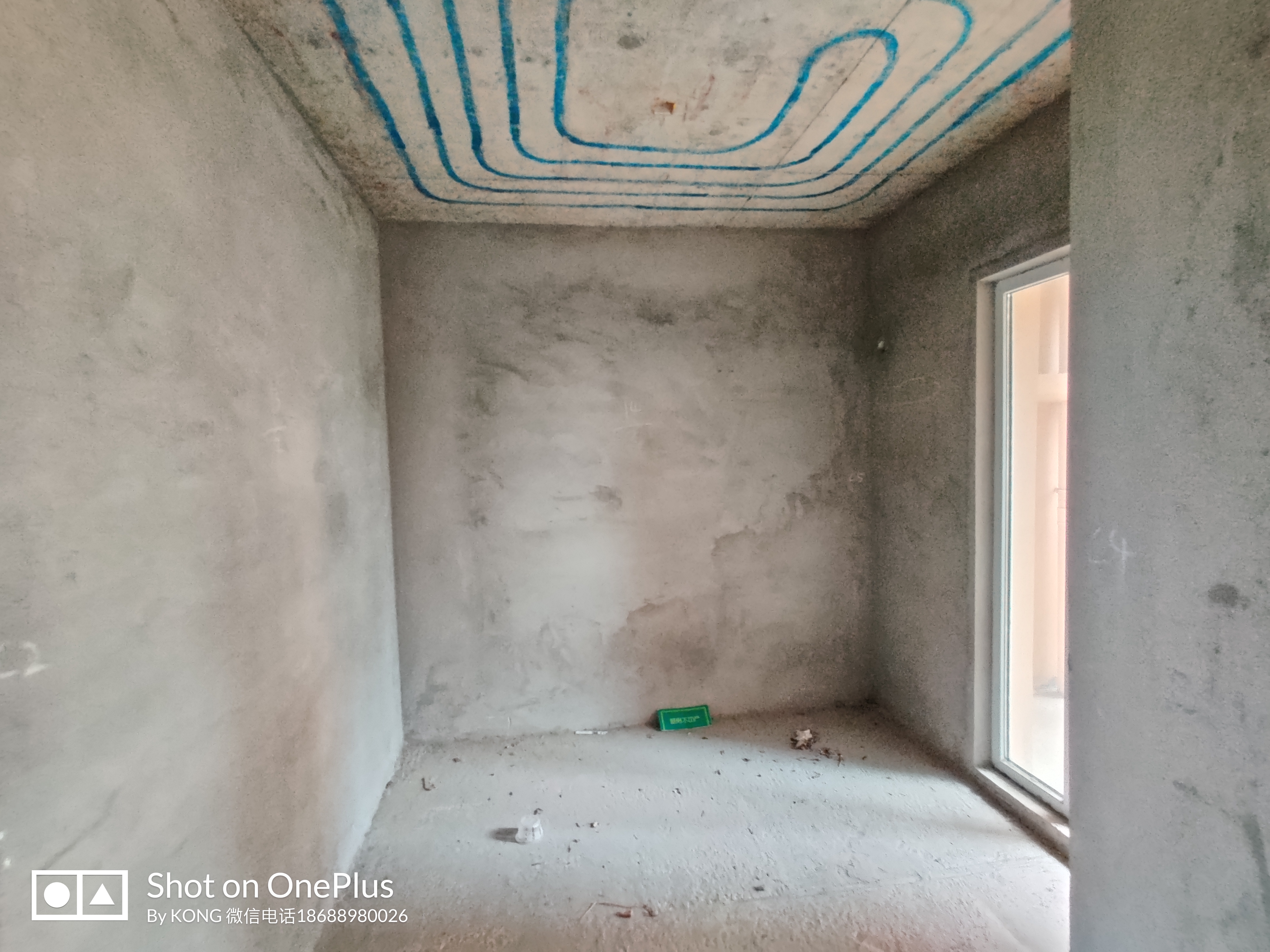 满庭春仙小旁供暖房毛坯三房看房方便