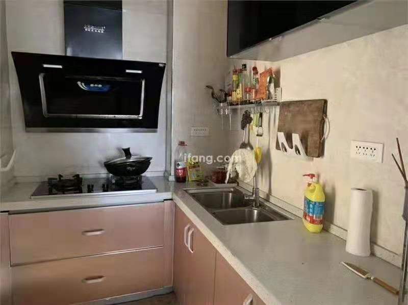 新二中对面森林国际精装小三房中高楼层可按揭