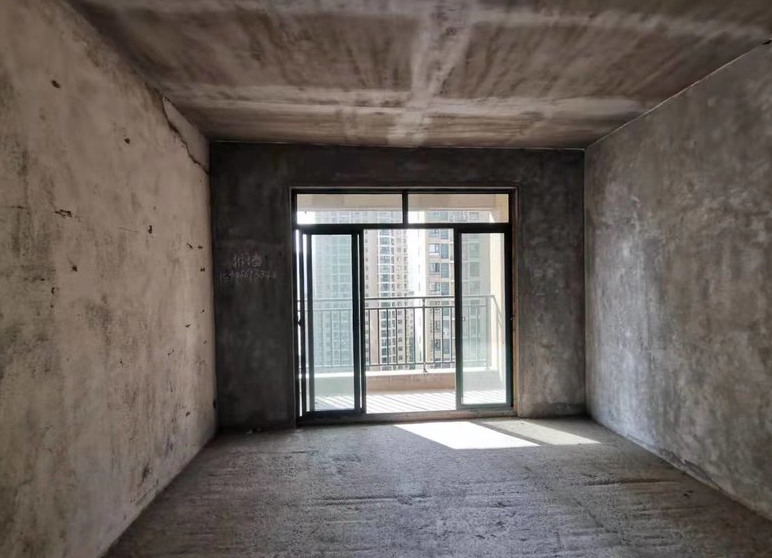 新城壹号五期16楼（1603） 楼层方正户型采光好，  