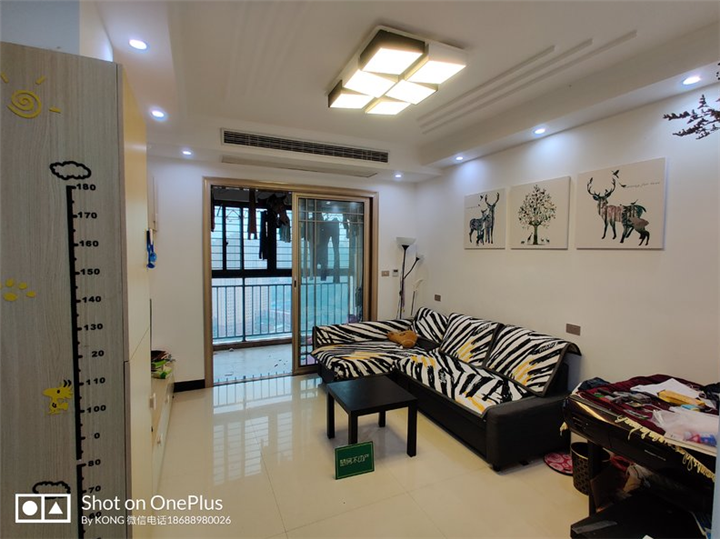 新妇幼旁【鸿昇现代城 】装修房 诚意出售