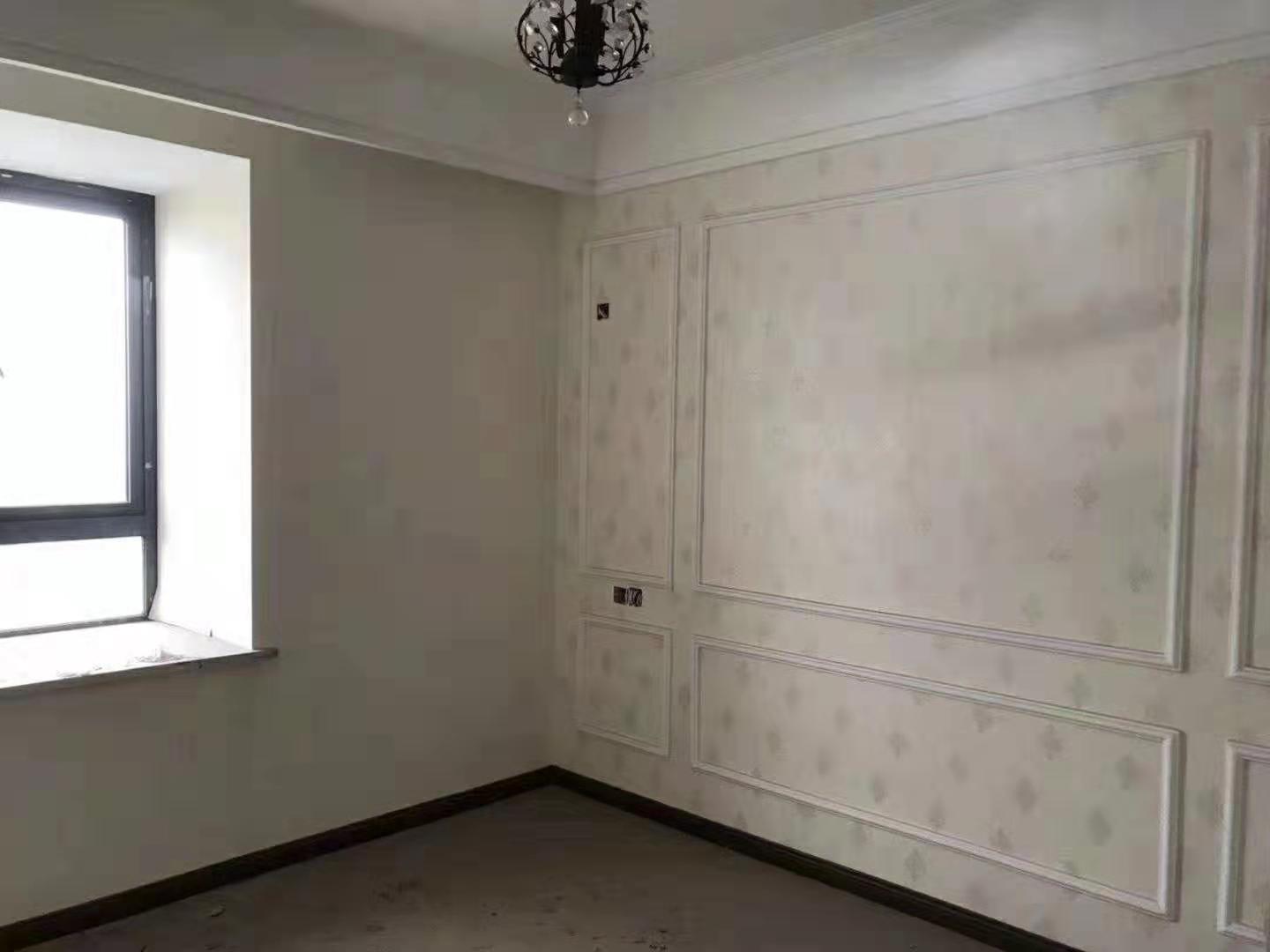 城南 地段全屋智能精装一天未住中间楼层停车方便