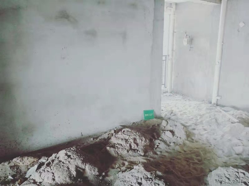 仙桃一中对面翰墨苑毛坯大3房南北通透诚心出售