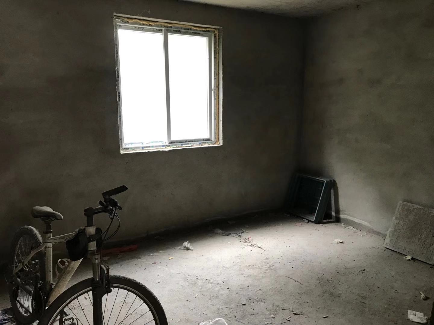 名润居毛坯五 生活圈