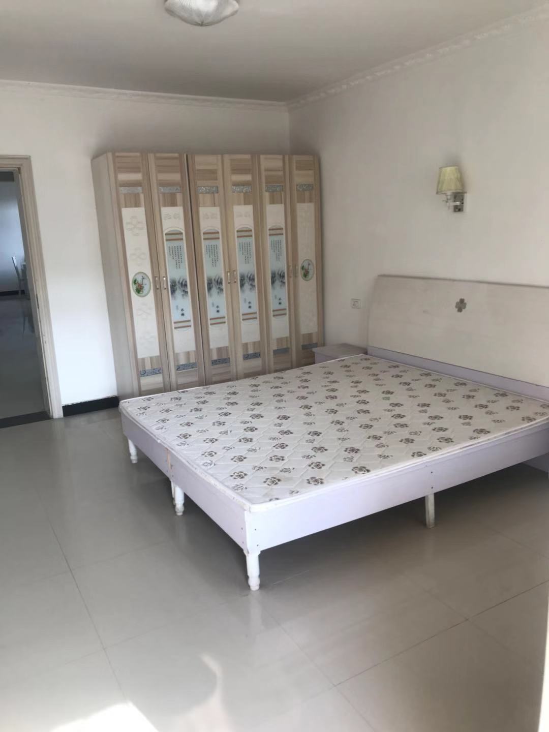 步行街中段（沙嘴办事处沙嘴5组）