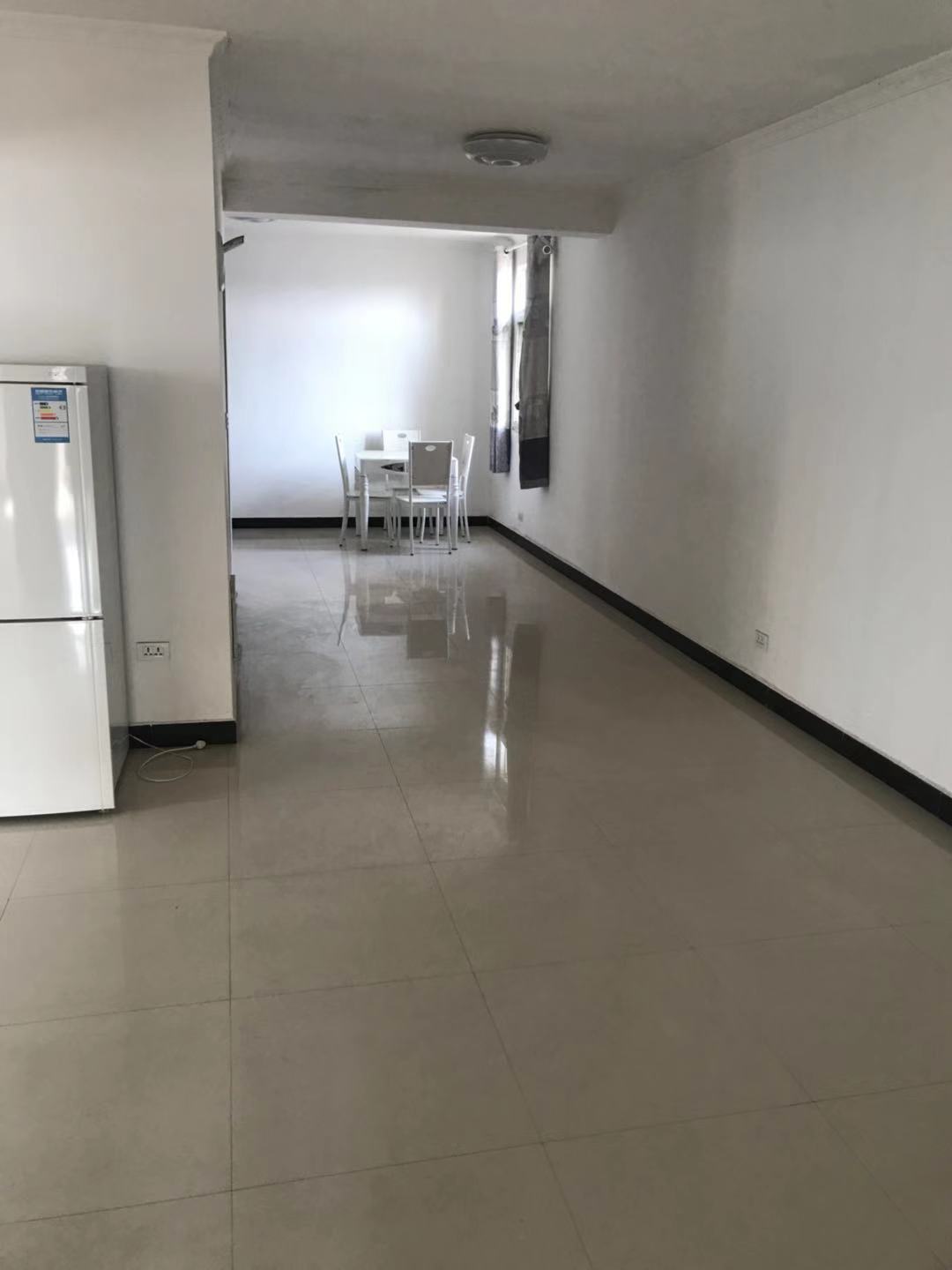 步行街中段（沙嘴办事处沙嘴5组）