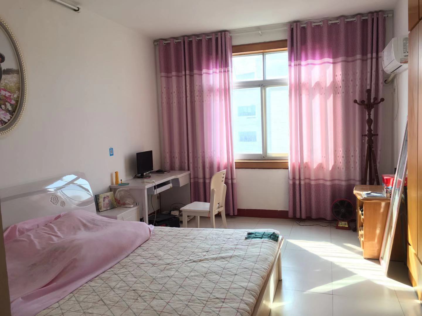 沔州 老八中宿舍 就在旁边