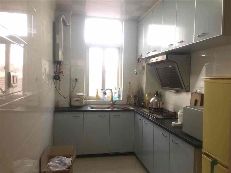 汉江 旁两房拎包入住正满五年